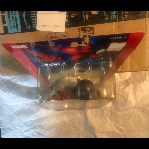 New Toybiz Mysterio Spiderman Action Figure, 2005 - Picture 5 of 7